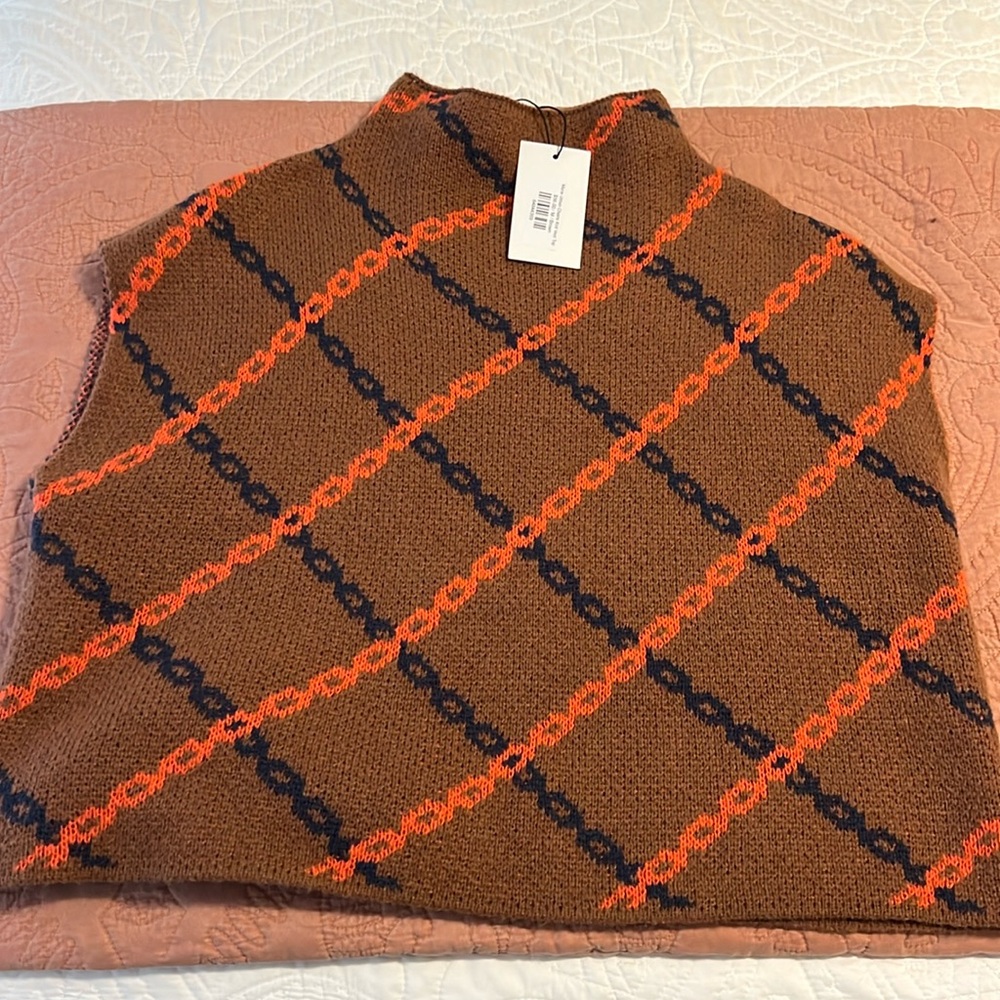 THML box sweater vest